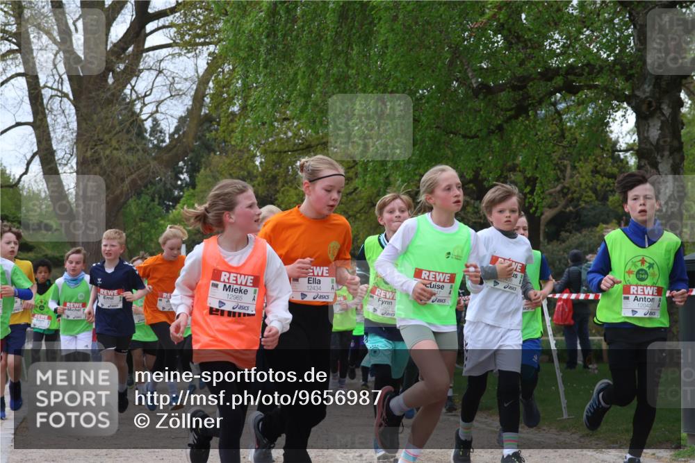 25.04.2026 - Das Zehntel Zöllner http://msf.ph/oto/9656987 25.04.2026 11:42:22 Laufen 12965, 12434, 1999, 47, 438, 1949, 12042 meine-sportfotos.de