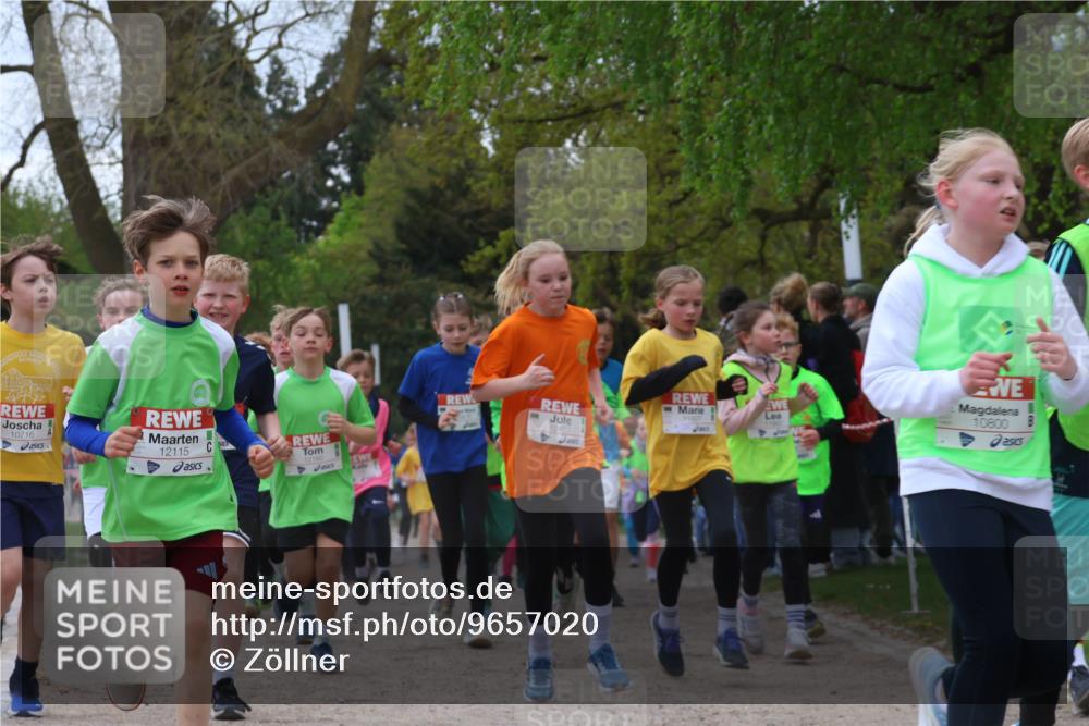 25.04.2026 - Das Zehntel Zöllner http://msf.ph/oto/9657020 25.04.2026 11:42:23 Laufen 10716, 12115, 12160, 12464, 4, 10800 meine-sportfotos.de