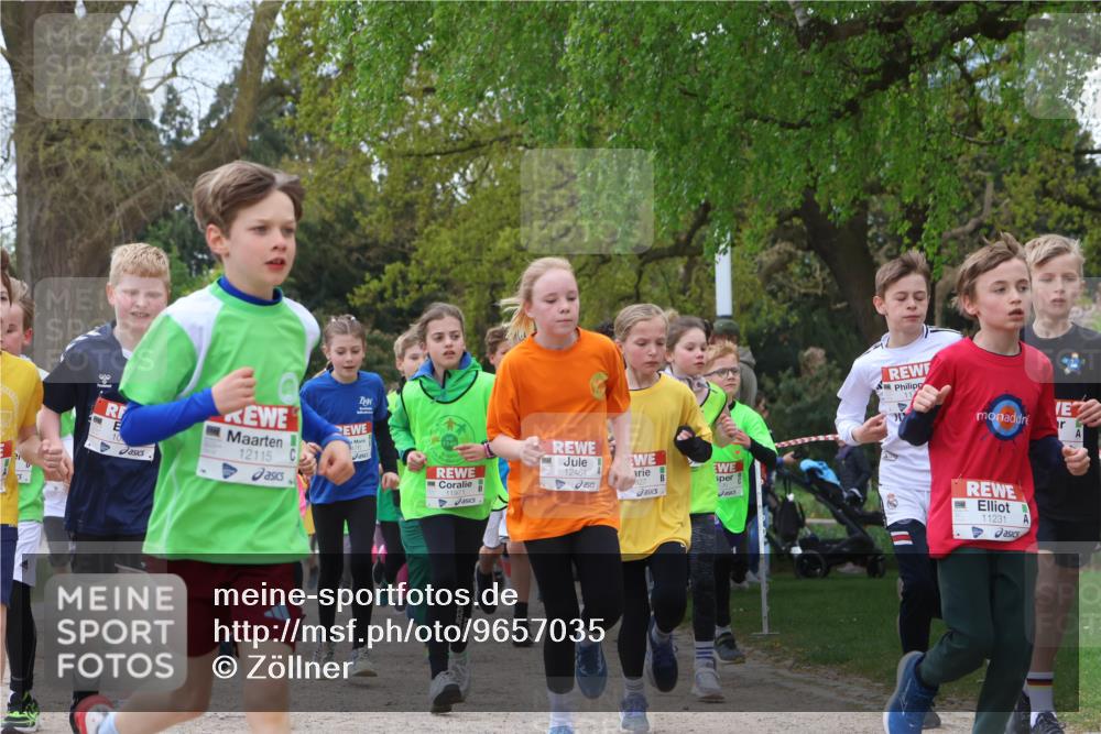 25.04.2026 - Das Zehntel Zöllner http://msf.ph/oto/9657035 25.04.2026 11:42:24 Laufen 10, 12115, 827, 11971, 12464, 11231 meine-sportfotos.de