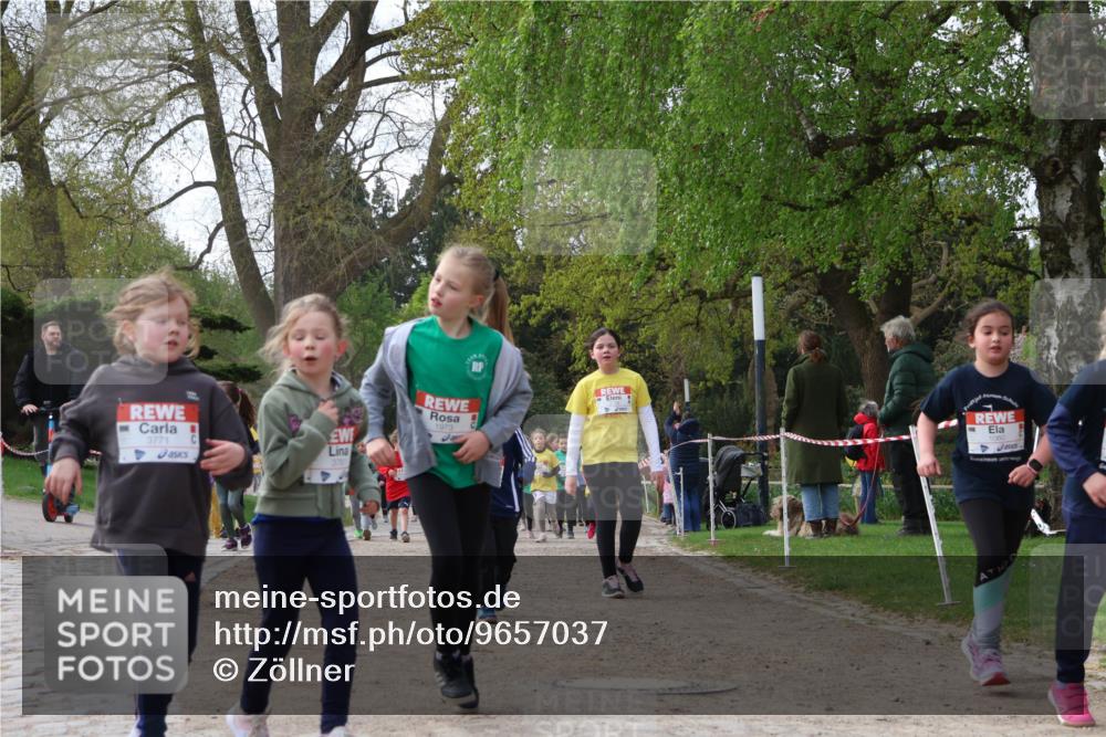 25.04.2026 - Das Zehntel Zöllner http://msf.ph/oto/9657037 25.04.2026 07:47:36 Laufen 1973, 3771, 3781 meine-sportfotos.de