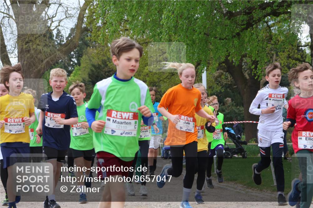 25.04.2026 - Das Zehntel Zöllner http://msf.ph/oto/9657047 25.04.2026 11:42:24 Laufen 10716, 107, 12160, 12115, 11971, 12464, 11767, 125, 1123 meine-sportfotos.de