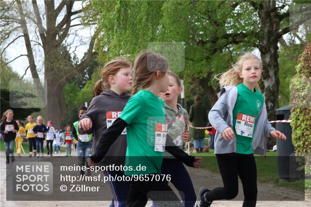 25.04.2026 - Das Zehntel Zöllner http://msf.ph/oto/9657076 25.04.2026 07:47:38 Laufen 1973 meine-sportfotos.de