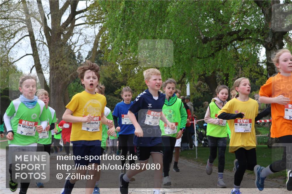 25.04.2026 - Das Zehntel Zöllner http://msf.ph/oto/9657080 25.04.2026 11:42:25 Laufen 12175, 12137, 10716, 10476, 10715, 5, 11827 meine-sportfotos.de