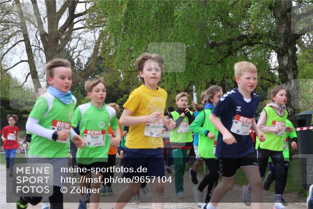 25.04.2026 - Das Zehntel Zöllner http://msf.ph/oto/9657104 25.04.2026 11:42:26 Laufen 12160, 10716, 10715 meine-sportfotos.de