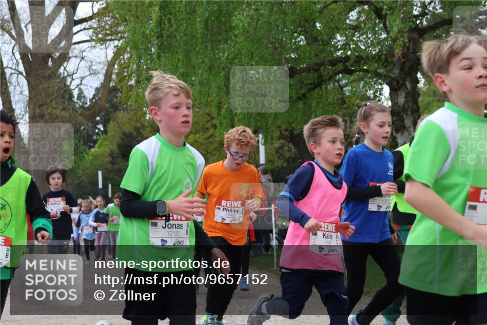 25.04.2026 - Das Zehntel Zöllner http://msf.ph/oto/9657152 25.04.2026 11:42:27 Laufen 12137, 12409, 10476, 5 meine-sportfotos.de