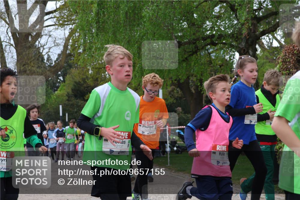 25.04.2026 - Das Zehntel Zöllner http://msf.ph/oto/9657155 25.04.2026 11:42:27 Laufen 1949, 984, 2137, 12409, 11556, 10478 meine-sportfotos.de