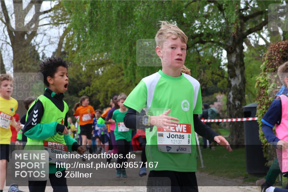 25.04.2026 - Das Zehntel Zöllner http://msf.ph/oto/9657167 25.04.2026 11:42:27 Laufen 11984, 12137 meine-sportfotos.de