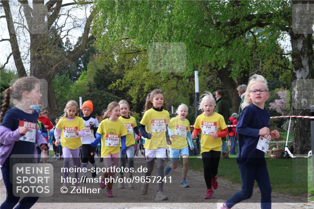 25.04.2026 - Das Zehntel Zöllner http://msf.ph/oto/9657241 25.04.2026 07:47:45 Laufen 2701, 1235, 850, 2704 meine-sportfotos.de