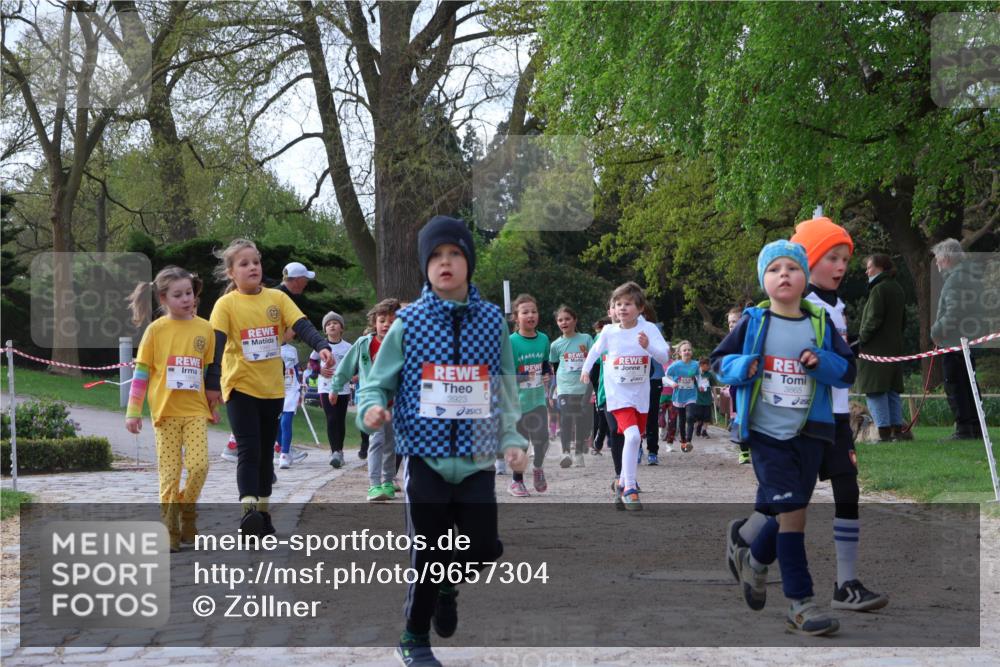 25.04.2026 - Das Zehntel Zöllner http://msf.ph/oto/9657304 25.04.2026 07:47:48 Laufen 3923, 444444, 3865 meine-sportfotos.de