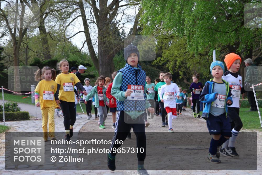 25.04.2026 - Das Zehntel Zöllner http://msf.ph/oto/9657310 25.04.2026 07:47:48 Laufen 3923, 3865 meine-sportfotos.de