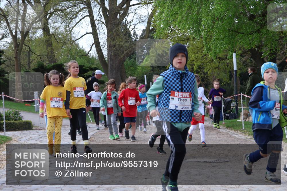 25.04.2026 - Das Zehntel Zöllner http://msf.ph/oto/9657319 25.04.2026 07:47:48 Laufen 3923, 3865 meine-sportfotos.de