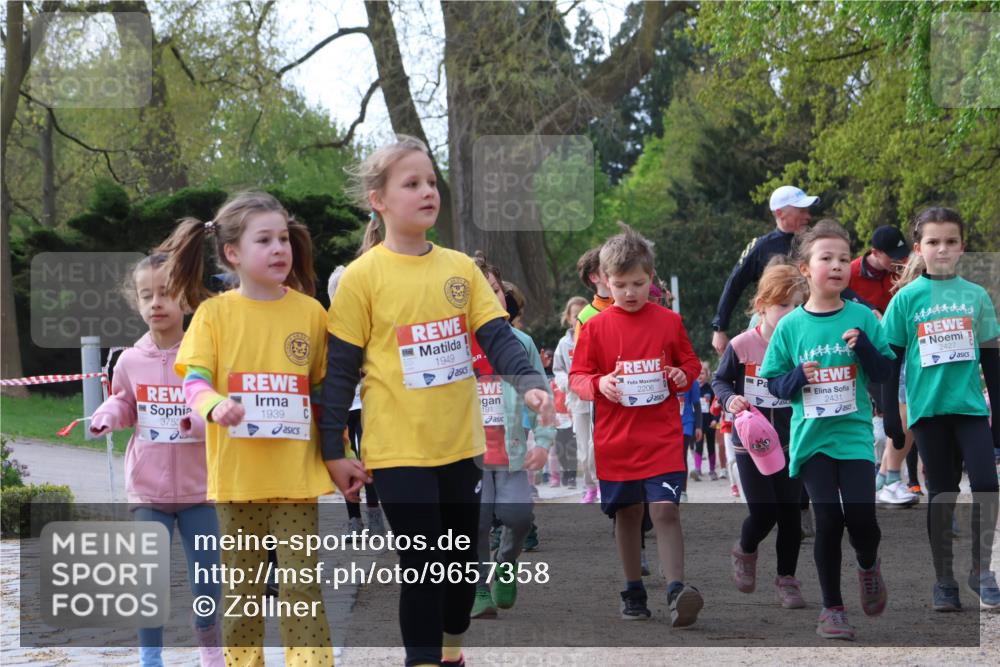 25.04.2026 - Das Zehntel Zöllner http://msf.ph/oto/9657358 25.04.2026 07:47:49 Laufen 3753, 1939, 1949, 191, 2206, 2431, 2427 meine-sportfotos.de