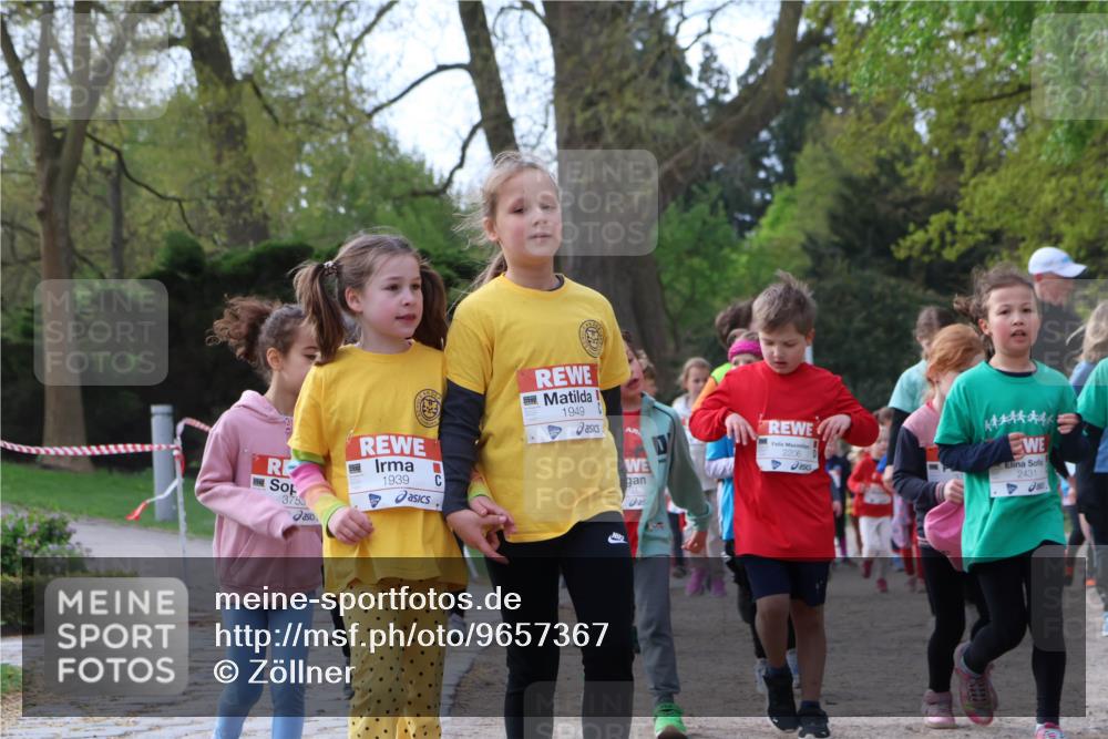 25.04.2026 - Das Zehntel Zöllner http://msf.ph/oto/9657367 25.04.2026 07:47:50 Laufen 3755, 1939, 1949, 91, 2206, 2431, 80 meine-sportfotos.de