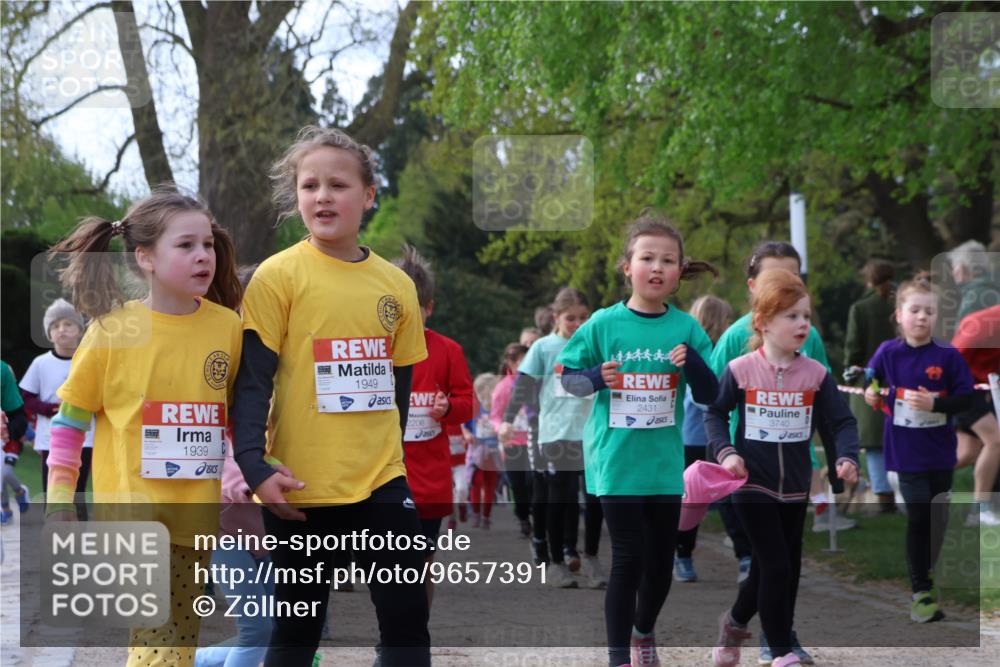 25.04.2026 - Das Zehntel Zöllner http://msf.ph/oto/9657391 25.04.2026 07:47:51 Laufen 1939, 1949, 2206, 2431, 3740 meine-sportfotos.de