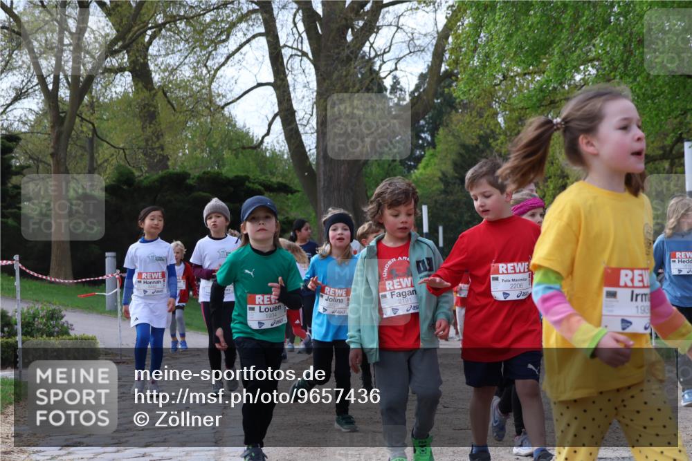 25.04.2026 - Das Zehntel Zöllner http://msf.ph/oto/9657436 25.04.2026 07:47:52 Laufen 1934, 3728, 2191, 2206, 193 meine-sportfotos.de