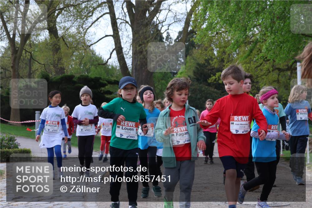 25.04.2026 - Das Zehntel Zöllner http://msf.ph/oto/9657451 25.04.2026 07:47:52 Laufen 3478, 1934, 2191, 2206 meine-sportfotos.de