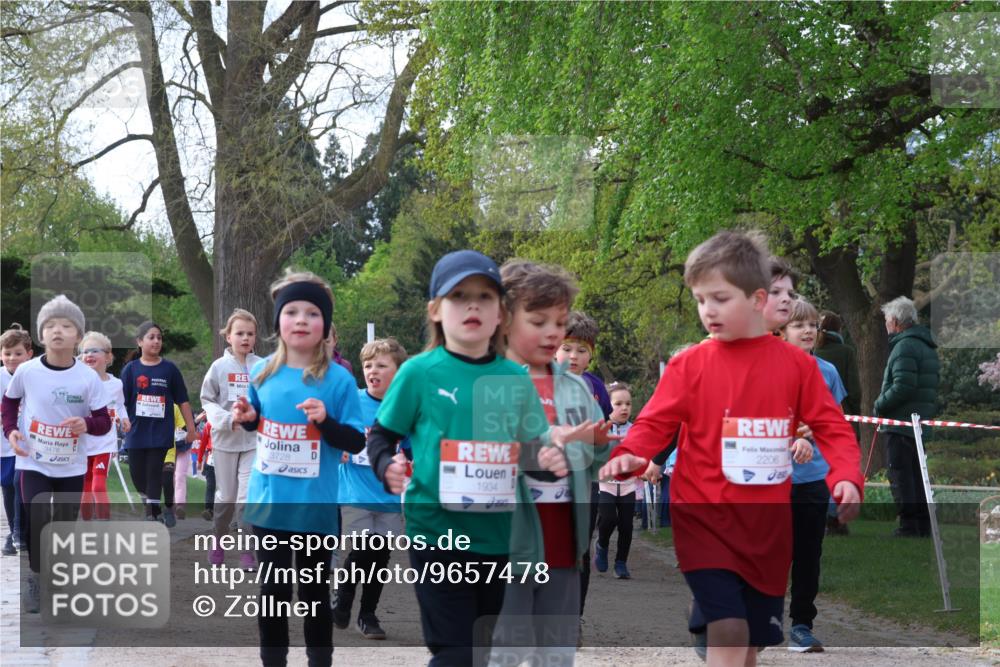 25.04.2026 - Das Zehntel Zöllner http://msf.ph/oto/9657478 25.04.2026 07:47:53 Laufen 3478, 3728, 1934, 025103, 2206 meine-sportfotos.de