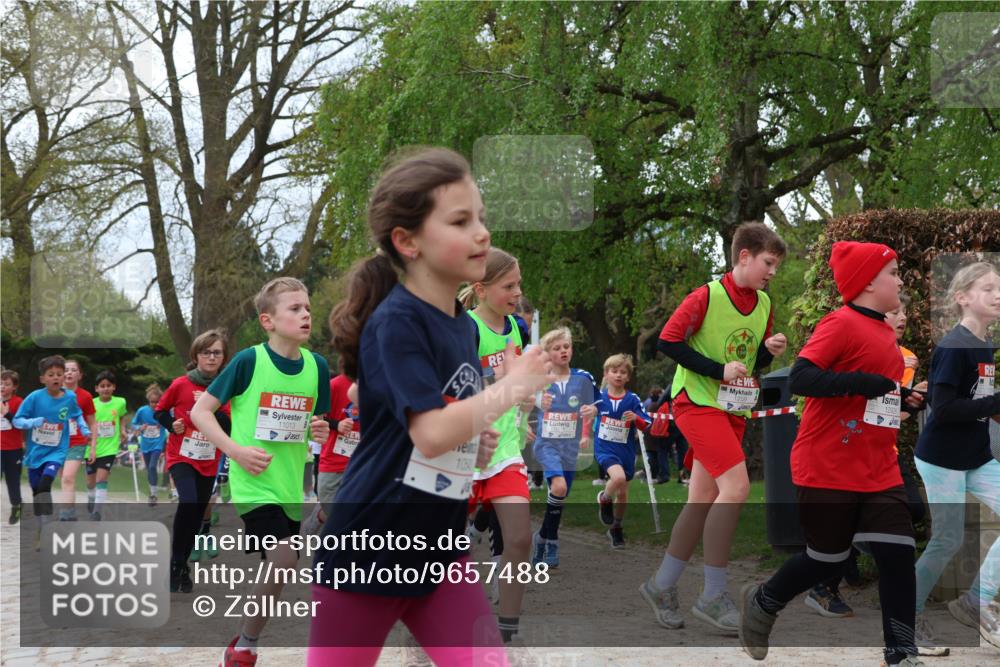 25.04.2026 - Das Zehntel Zöllner http://msf.ph/oto/9657488 25.04.2026 11:42:37 Laufen 11013, 5, 1064, 12906, 80 meine-sportfotos.de