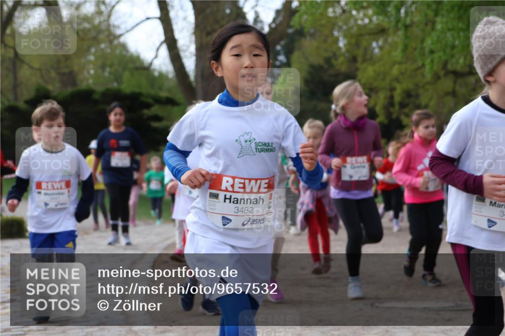 25.04.2026 - Das Zehntel Zöllner http://msf.ph/oto/9657532 25.04.2026 07:47:56 Laufen 3482 meine-sportfotos.de