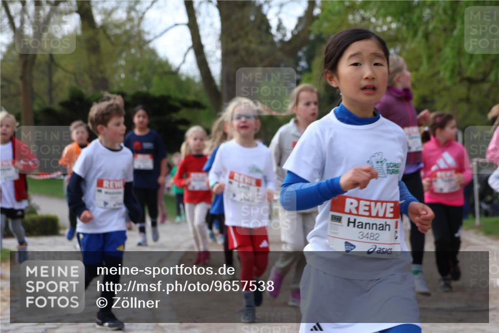 25.04.2026 - Das Zehntel Zöllner http://msf.ph/oto/9657538 25.04.2026 07:47:56 Laufen 3482 meine-sportfotos.de