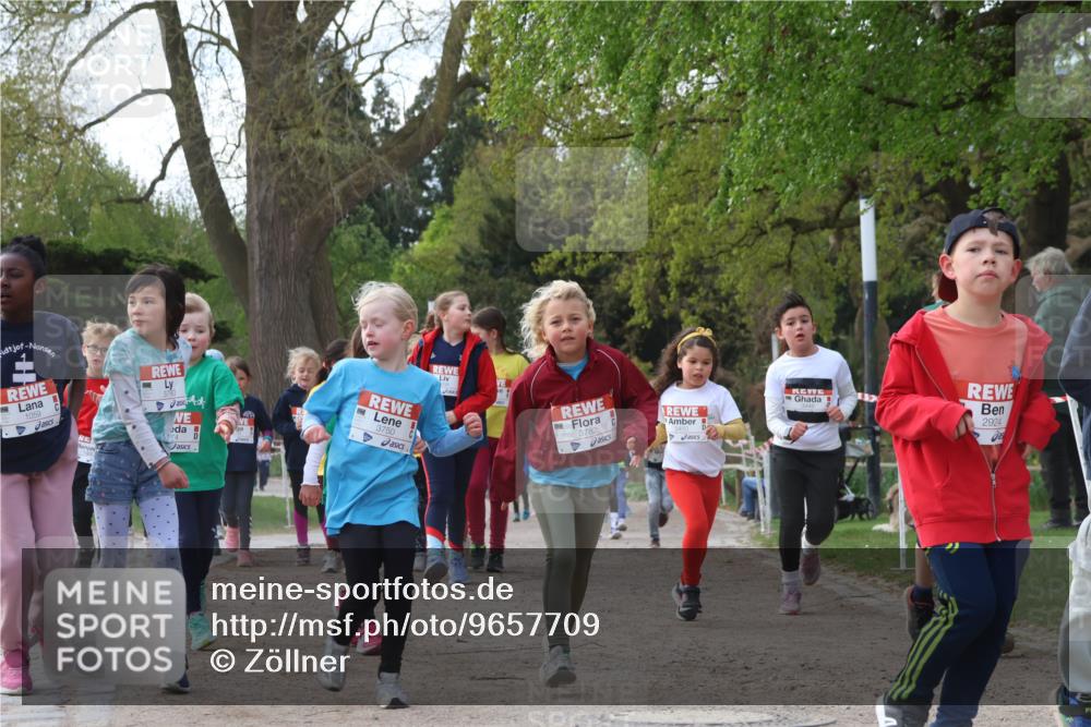 25.04.2026 - Das Zehntel Zöllner http://msf.ph/oto/9657709 25.04.2026 07:48:04 Laufen 1059, 3750, 3782, 2924 meine-sportfotos.de
