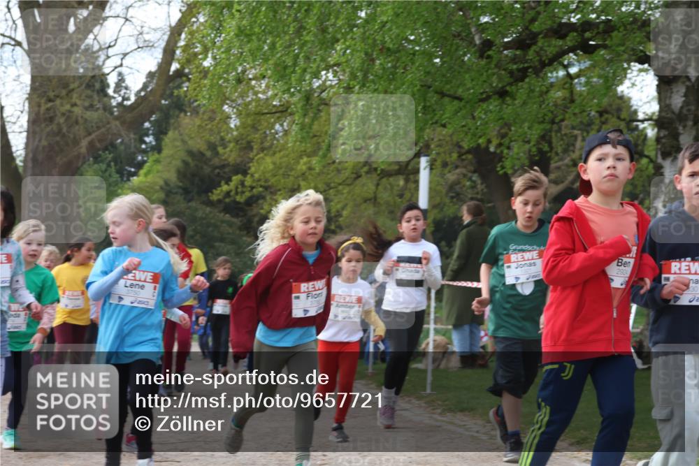 25.04.2026 - Das Zehntel Zöllner http://msf.ph/oto/9657721 25.04.2026 07:48:04 Laufen 1, 3750, 2004 meine-sportfotos.de