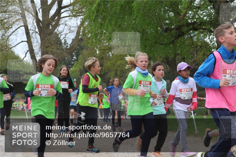 25.04.2026 - Das Zehntel Zöllner http://msf.ph/oto/9657764 25.04.2026 11:42:45 Laufen 1221, 12195, 11096, 11083, 1643, 20 meine-sportfotos.de