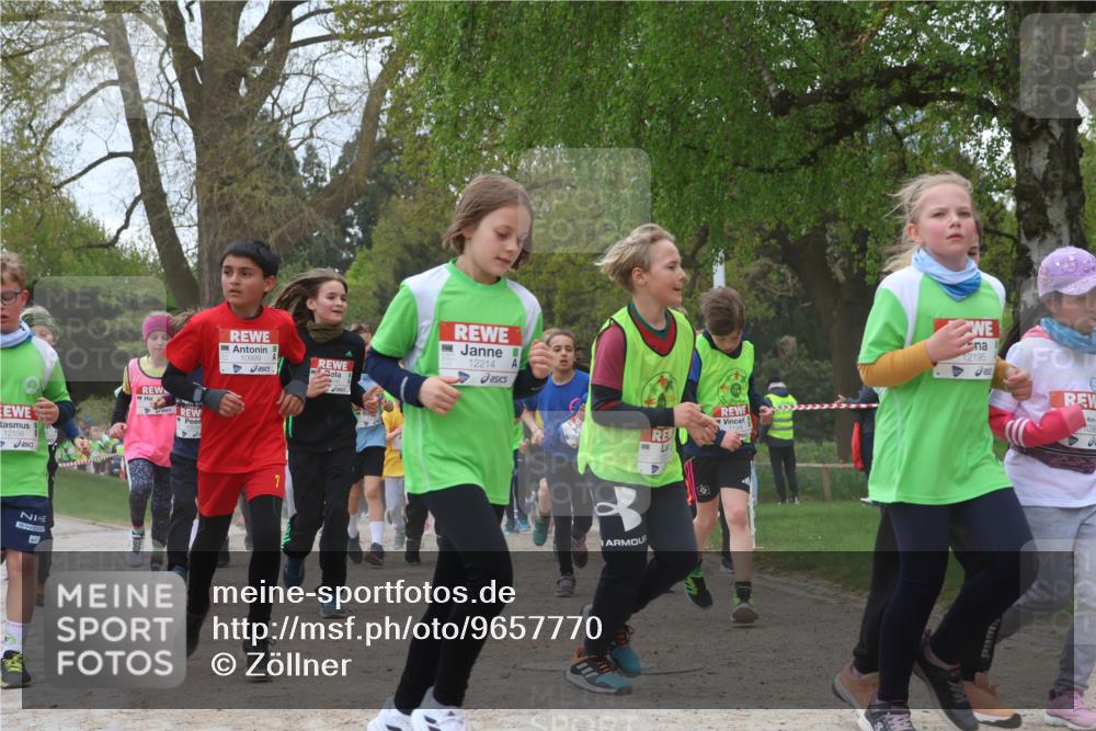 25.04.2026 - Das Zehntel Zöllner http://msf.ph/oto/9657770 25.04.2026 11:42:46 Laufen 12156, 10999, 12214, 12195, 250 meine-sportfotos.de