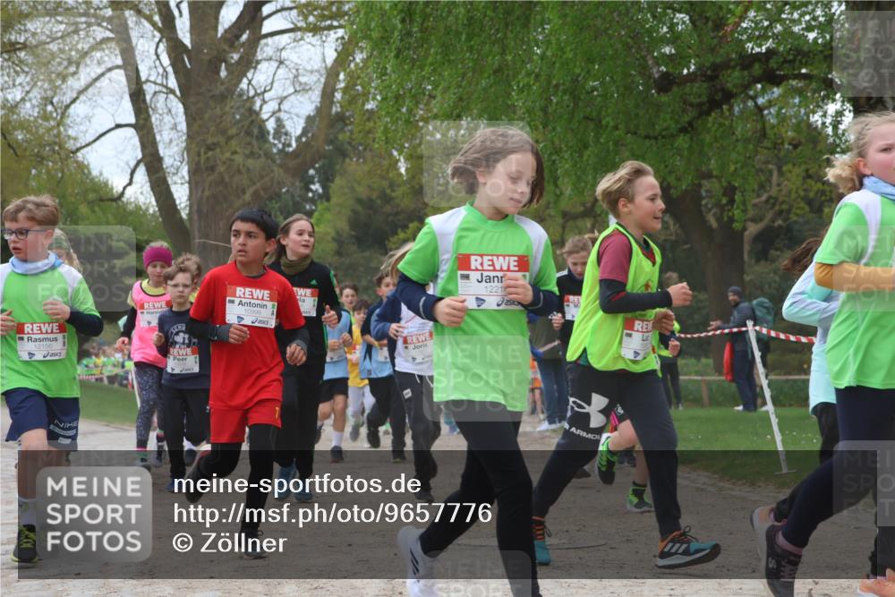 25.04.2026 - Das Zehntel Zöllner http://msf.ph/oto/9657776 25.04.2026 11:42:46 Laufen 12156, 10999, 1221 meine-sportfotos.de