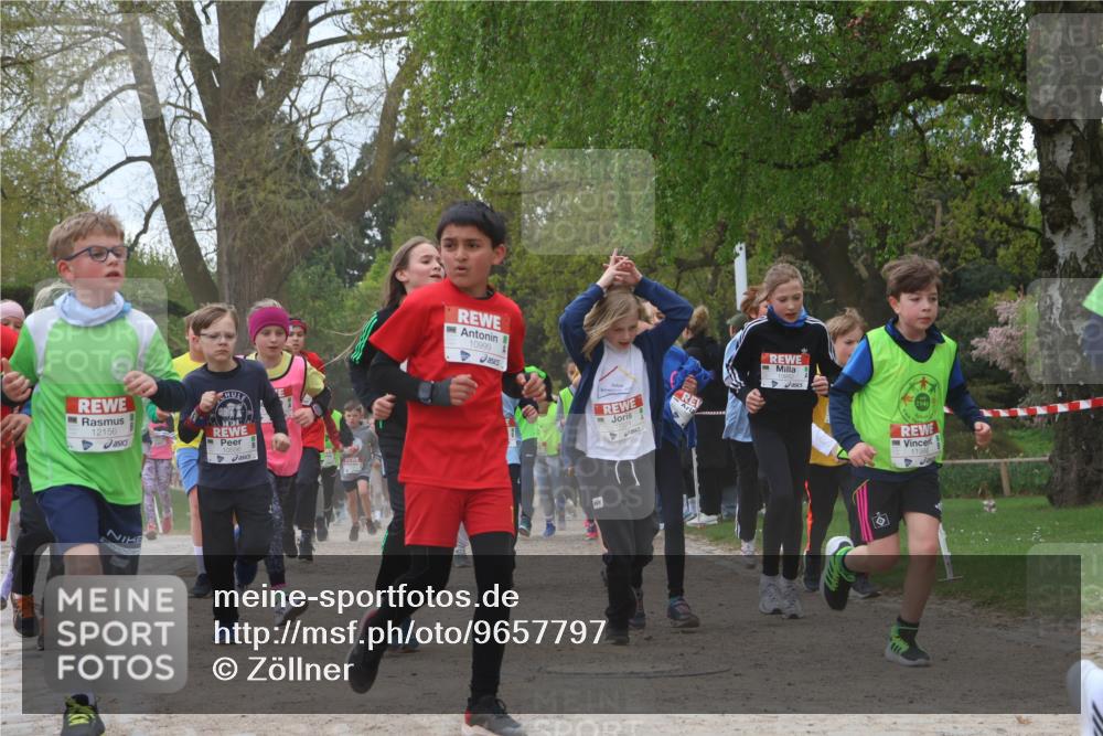 25.04.2026 - Das Zehntel Zöllner http://msf.ph/oto/9657797 25.04.2026 11:42:47 Laufen 12156, 10999 meine-sportfotos.de