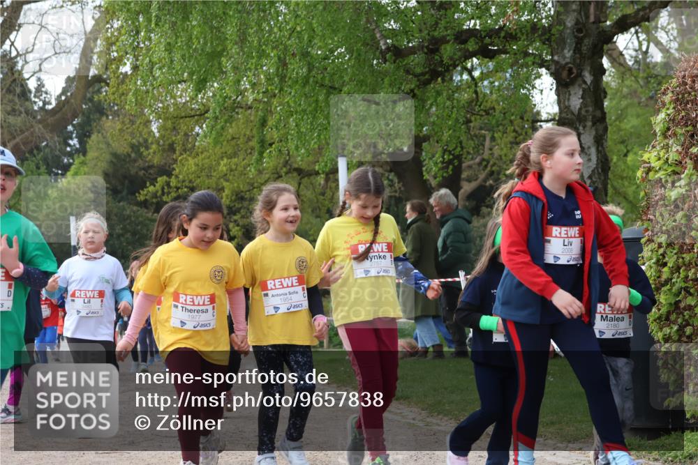 25.04.2026 - Das Zehntel Zöllner http://msf.ph/oto/9657838 25.04.2026 07:48:10 Laufen 3483, 1977, 1954, 2757, 2008, 2180 meine-sportfotos.de