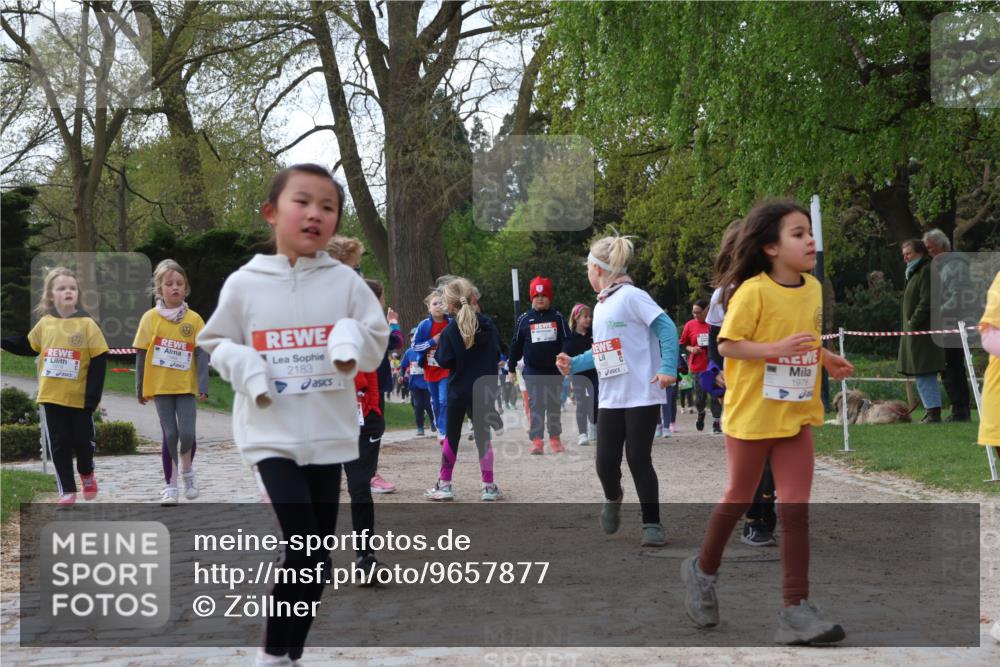 25.04.2026 - Das Zehntel Zöllner http://msf.ph/oto/9657877 25.04.2026 07:48:12 Laufen 2183, 1976 meine-sportfotos.de