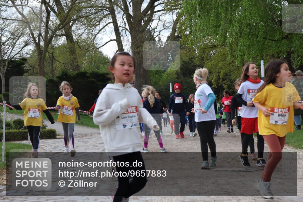 25.04.2026 - Das Zehntel Zöllner http://msf.ph/oto/9657883 25.04.2026 07:48:12 Laufen 2183, 1976 meine-sportfotos.de
