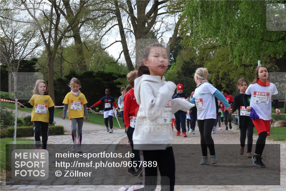 25.04.2026 - Das Zehntel Zöllner http://msf.ph/oto/9657889 25.04.2026 07:48:12 Laufen 218 meine-sportfotos.de