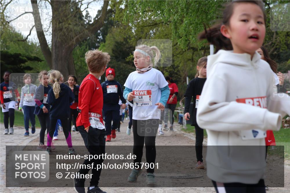 25.04.2026 - Das Zehntel Zöllner http://msf.ph/oto/9657901 25.04.2026 07:48:13 Laufen 3483 meine-sportfotos.de