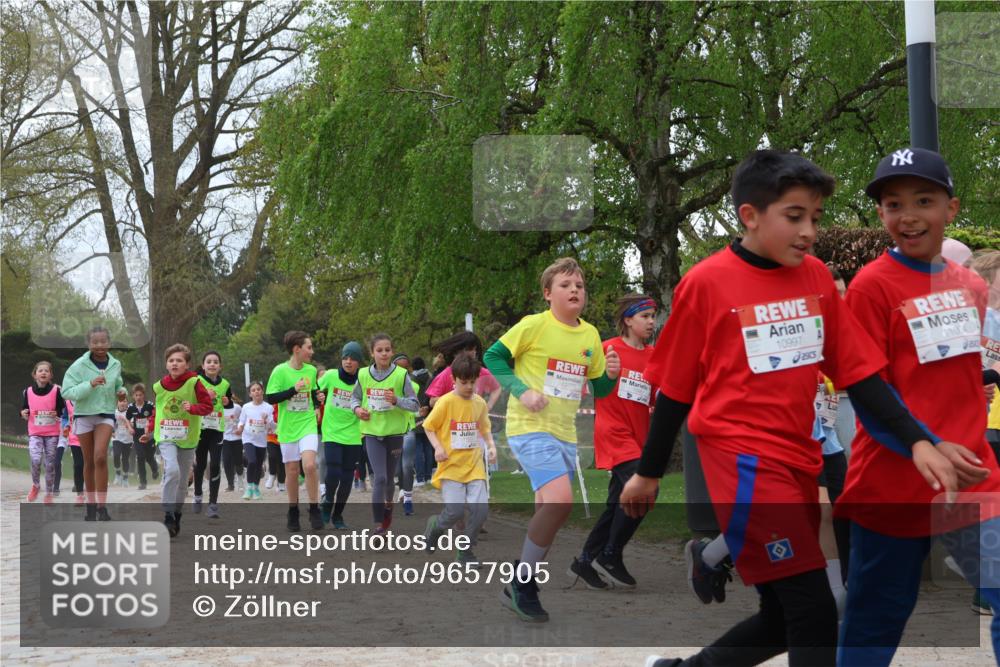 25.04.2026 - Das Zehntel Zöllner http://msf.ph/oto/9657905 25.04.2026 11:42:50 Laufen 12275, 10997, 11004 meine-sportfotos.de