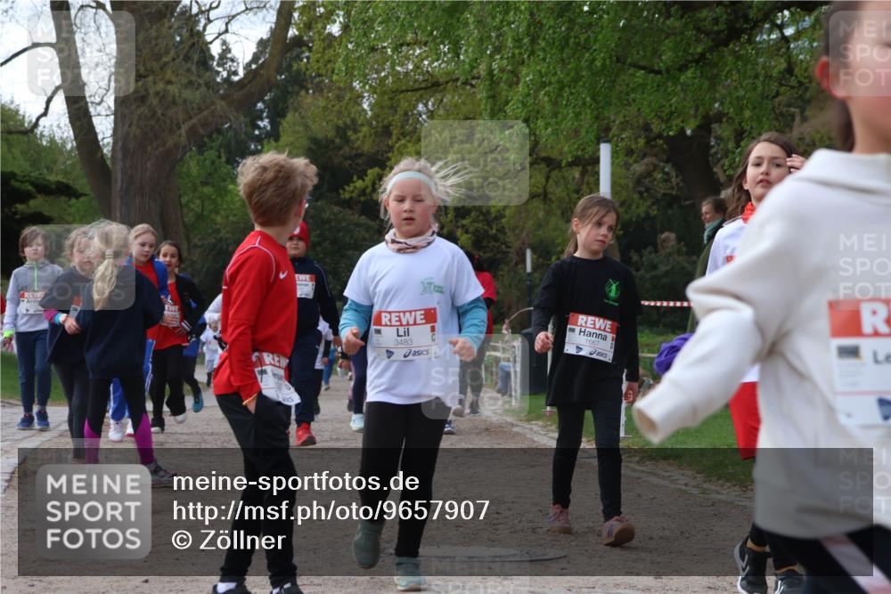 25.04.2026 - Das Zehntel Zöllner http://msf.ph/oto/9657907 25.04.2026 07:48:13 Laufen 3483, 1667 meine-sportfotos.de