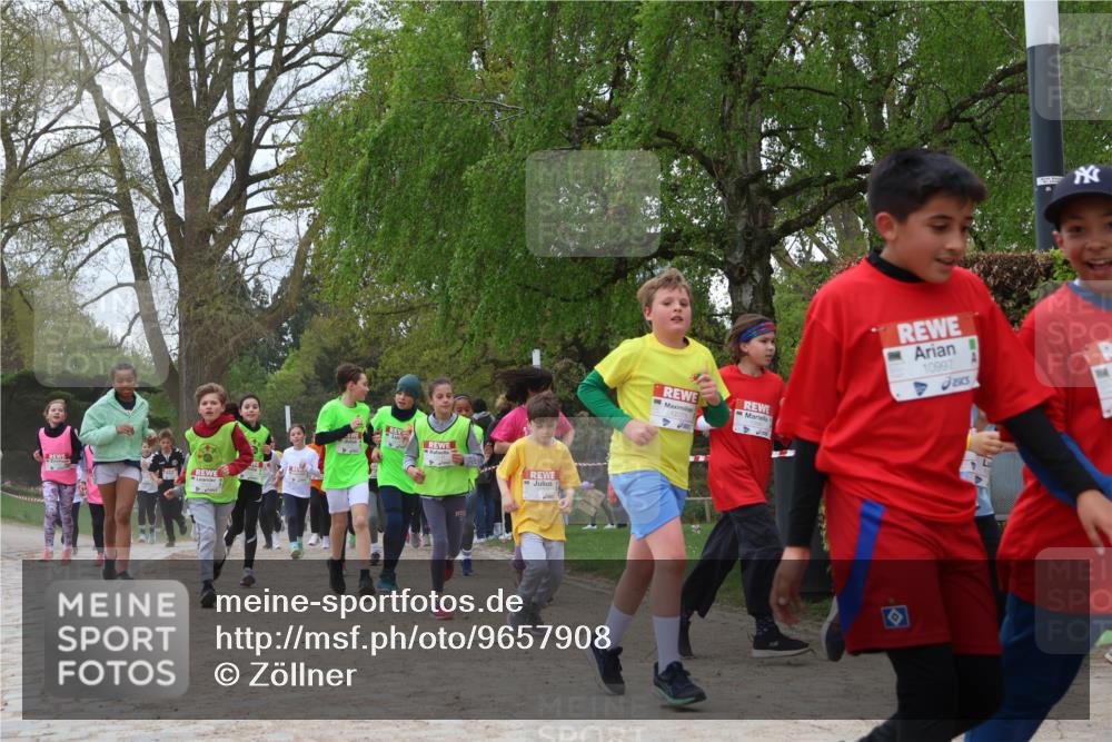 25.04.2026 - Das Zehntel Zöllner http://msf.ph/oto/9657908 25.04.2026 11:42:50 Laufen 10997 meine-sportfotos.de