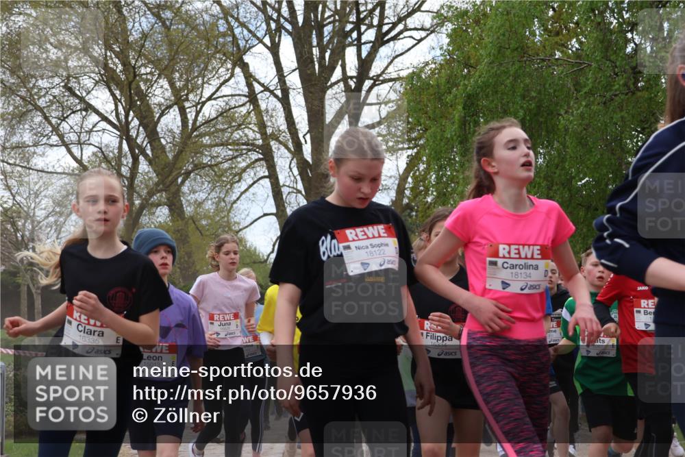 25.04.2026 - Das Zehntel Zöllner http://msf.ph/oto/9657936 25.04.2026 13:45:21 Laufen 16335, 15013, 18122, 18134, 16334 meine-sportfotos.de