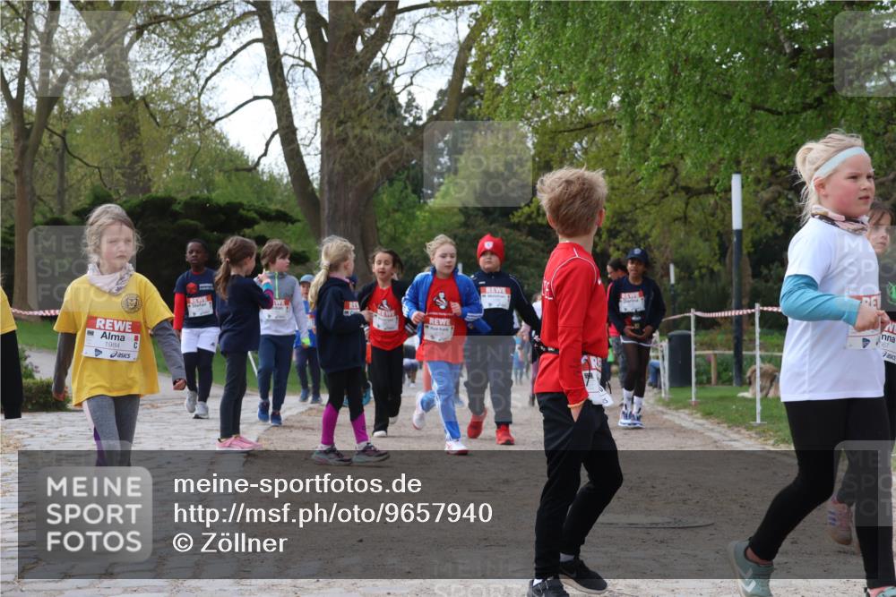 25.04.2026 - Das Zehntel Zöllner http://msf.ph/oto/9657940 25.04.2026 07:48:14 Laufen 1984, 667 meine-sportfotos.de