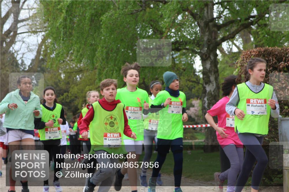 25.04.2026 - Das Zehntel Zöllner http://msf.ph/oto/9657956 25.04.2026 11:42:52 Laufen 1949, 12028, 12771, 12048 meine-sportfotos.de