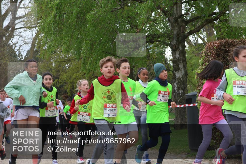 25.04.2026 - Das Zehntel Zöllner http://msf.ph/oto/9657962 25.04.2026 11:42:52 Laufen 1949, 12028, 12747, 12048 meine-sportfotos.de