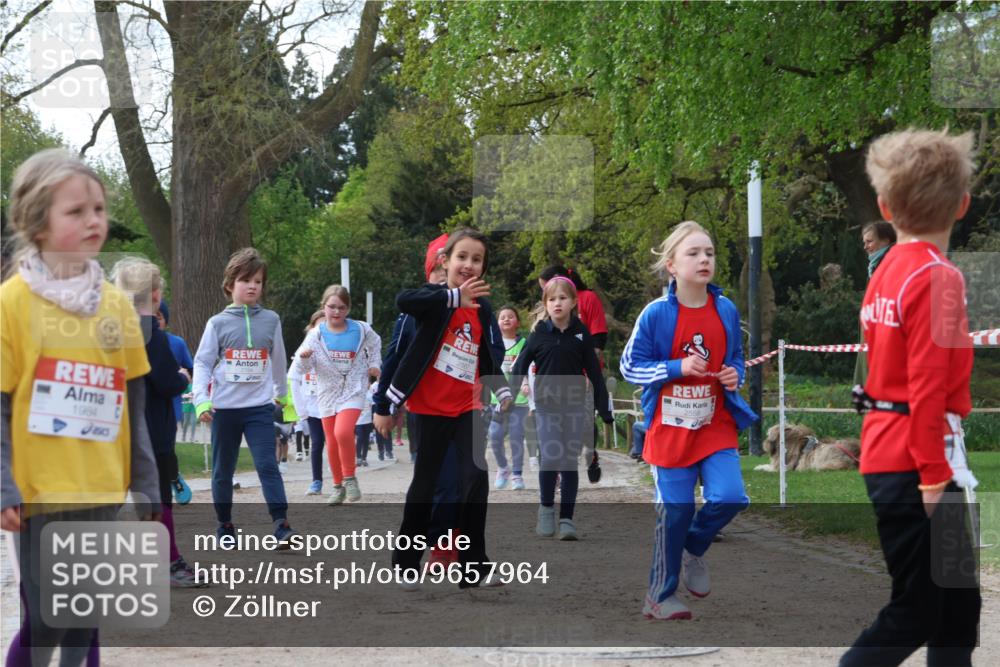 25.04.2026 - Das Zehntel Zöllner http://msf.ph/oto/9657964 25.04.2026 07:48:15 Laufen 1984, 2558, 221 meine-sportfotos.de