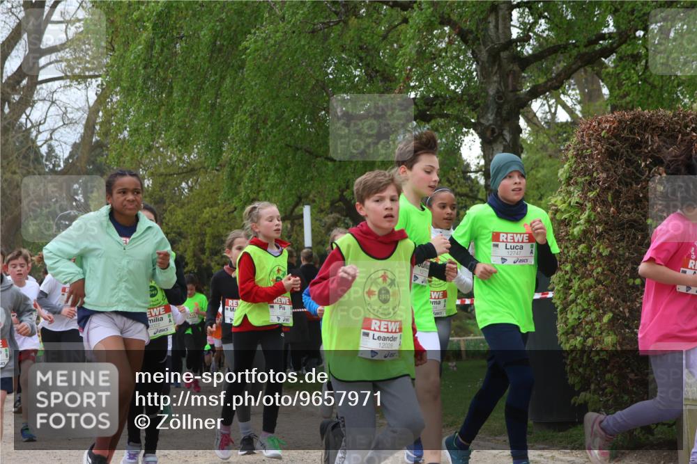 25.04.2026 - Das Zehntel Zöllner http://msf.ph/oto/9657971 25.04.2026 11:42:52 Laufen 2022, 1949, 12028, 12747 meine-sportfotos.de