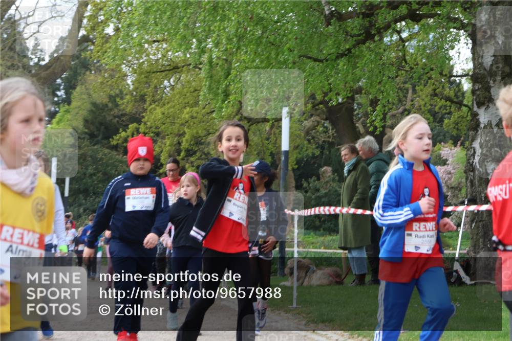 25.04.2026 - Das Zehntel Zöllner http://msf.ph/oto/9657988 25.04.2026 07:48:16 Laufen 1964, 2561, 2558 meine-sportfotos.de