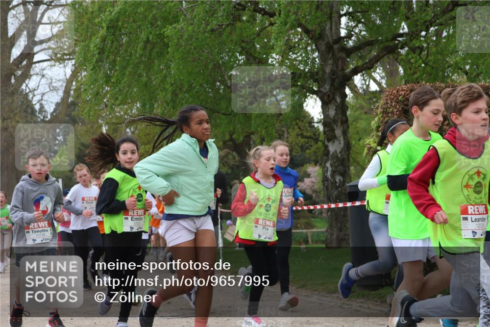 25.04.2026 - Das Zehntel Zöllner http://msf.ph/oto/9657995 25.04.2026 11:42:53 Laufen 10186, 12022, 12031, 1949, 1208 meine-sportfotos.de