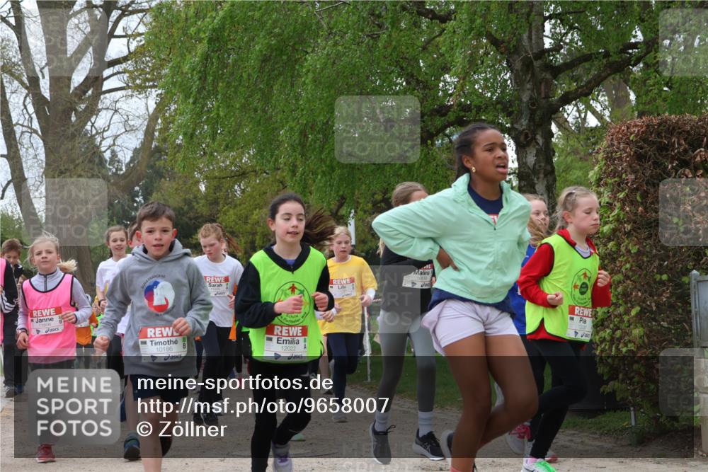 25.04.2026 - Das Zehntel Zöllner http://msf.ph/oto/9658007 25.04.2026 11:42:53 Laufen 11606, 10186, 12022, 10519, 12031, 7 meine-sportfotos.de