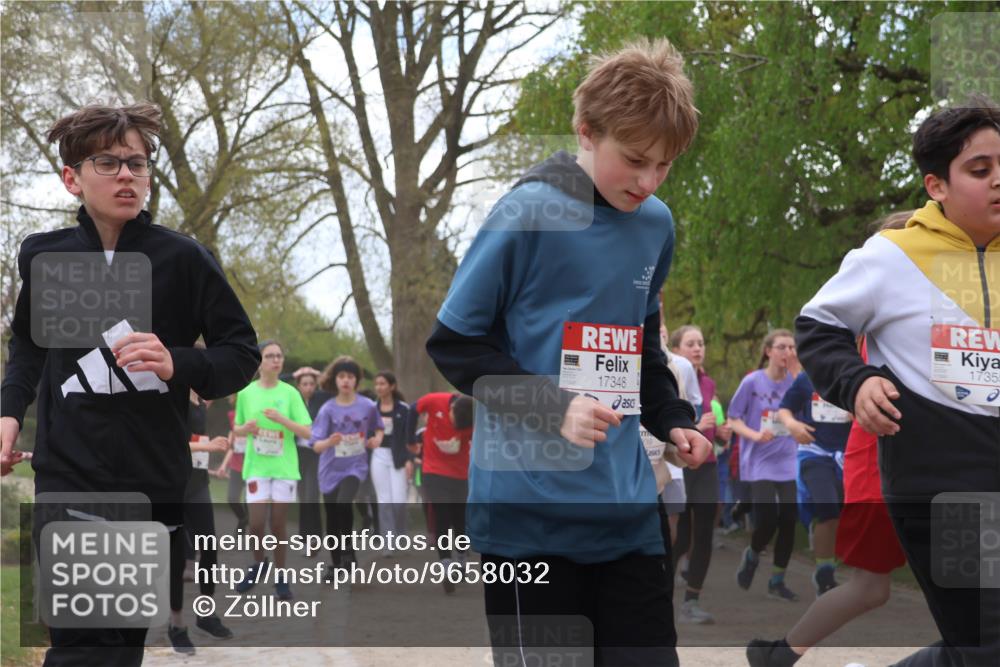 25.04.2026 - Das Zehntel Zöllner http://msf.ph/oto/9658032 25.04.2026 13:45:25 Laufen 17348, 1735 meine-sportfotos.de