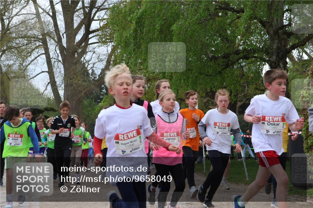 25.04.2026 - Das Zehntel Zöllner http://msf.ph/oto/9658049 25.04.2026 11:42:54 Laufen 11990, 11606, 11896, 11525, 11882 meine-sportfotos.de