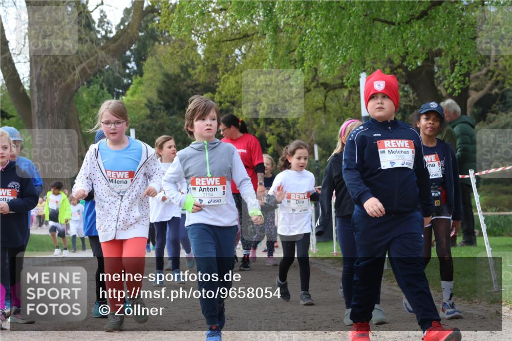 25.04.2026 - Das Zehntel Zöllner http://msf.ph/oto/9658054 25.04.2026 07:48:18 Laufen 2577, 2194, 1, 1592, 3 meine-sportfotos.de